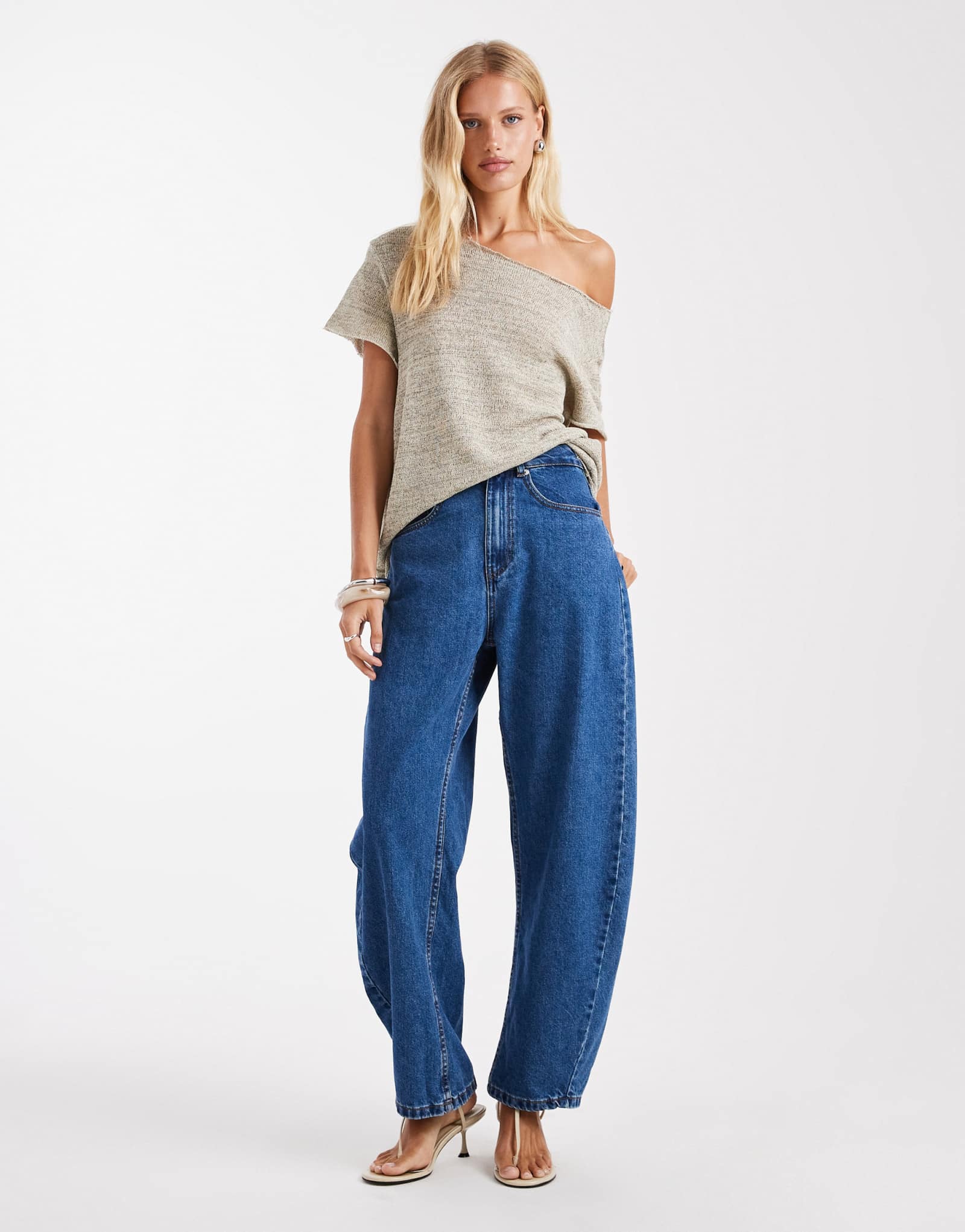 Повседневные джинсы-бочонки от ASOS DESIGN темно-синего цвета