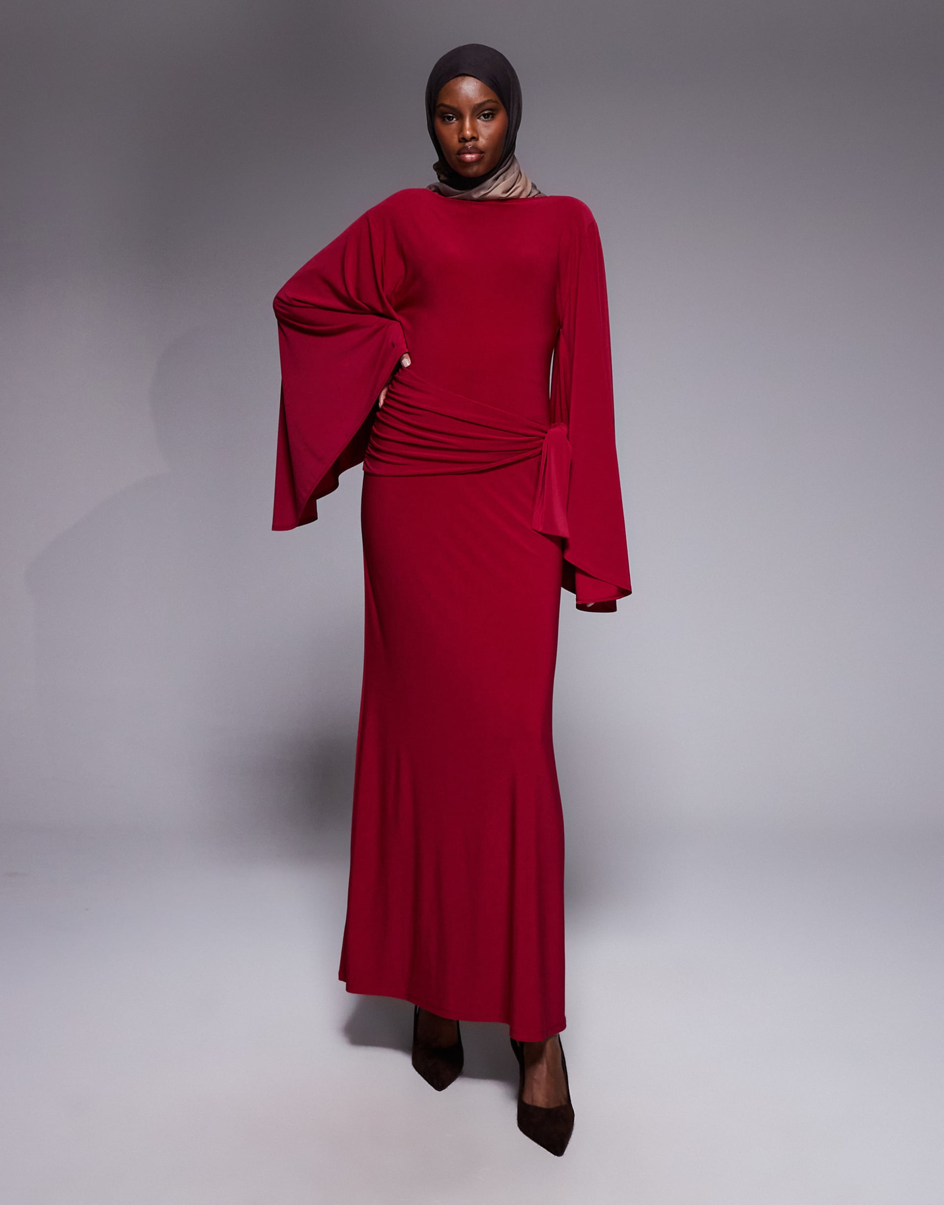 asos design exaggerated batwing cinched waist maxi dress in fuchsia pink