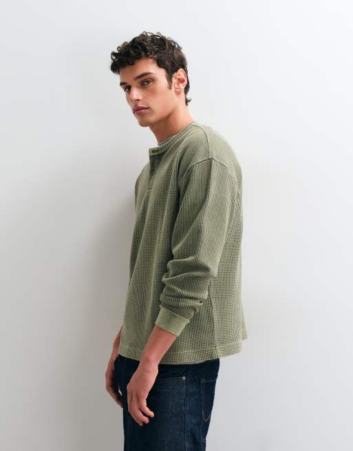 ASOS DESIGN extra kraftig boxig oversize långärmad henley i khaki, 3 av 5