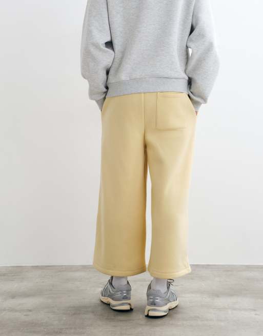 ASOS DESIGN extra långa jeansshorts i gult, 4 av 5