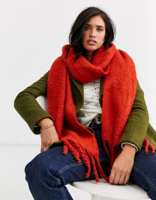 UO Faux Fur Long Fluffy Scarf