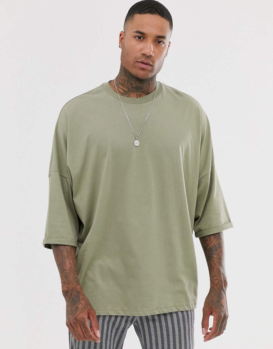ASOS DESIGN - Extreem oversized lang t-shirt met omgeslagen mouwen in groen