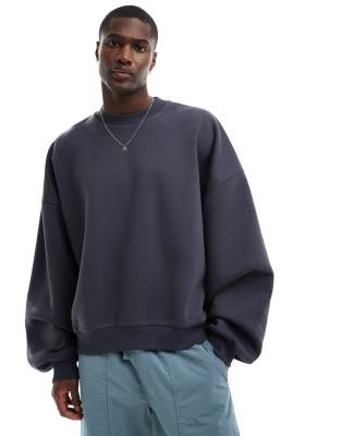 ASOS DESIGN - Extreem oversized sweatshirt in grijs