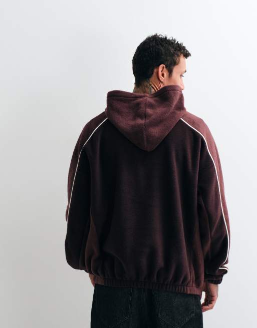 ASOS DESIGN extrem Oversize-Fleecepullover mit Cut-and-Sew-Einsätzen und Paspeln in Braun, 4 von 10
