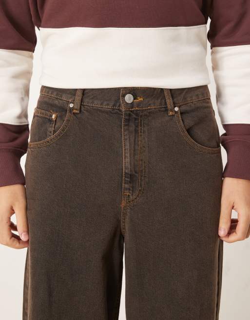 ASOS DESIGN extreme Baggy-Jeans in brauner Waschung, 4 von 5