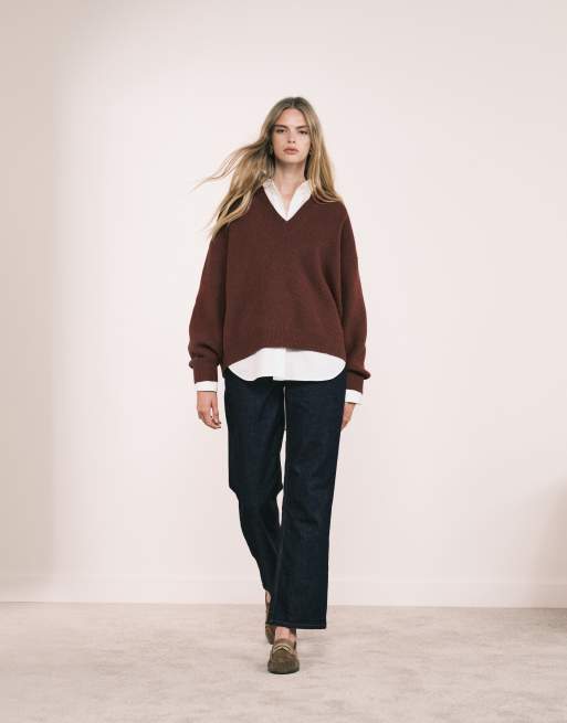 ASOS DESIGN extreme boxy v neck structured jumper in chocolate, 5 of 5