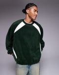 [ASOS DESIGN] ASOS DESIGN extreme oversized fleece sweatshirt with raglan sleeve in dark green M Mountain View