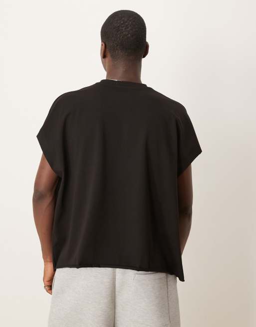 ASOS DESIGN extreme oversized heavyweight cropped sleeveless t-shirt with raw edge in black, 3 of 4