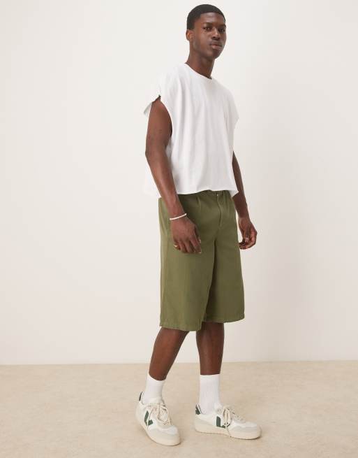 ASOS DESIGN extreme oversized heavyweight cropped sleeveless t-shirt with raw edge in white, 2 of 4