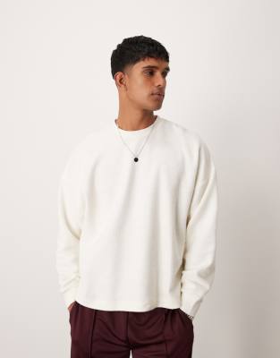 Футболка ASOS DESIGN экстремального размера с мешковатыми рукавами в белом цвете