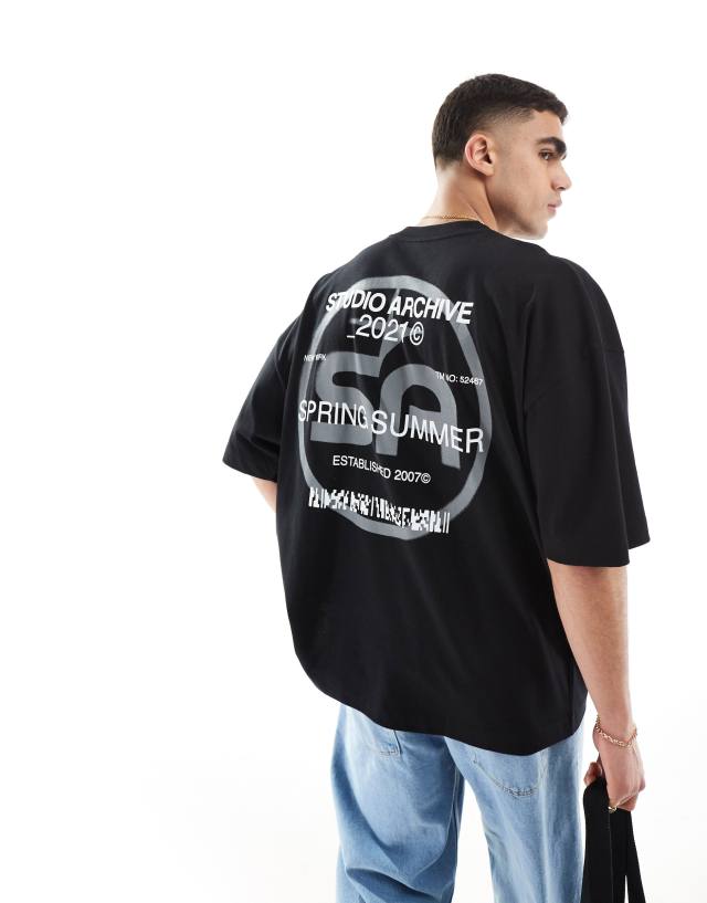 ASOS DESIGN - extreme oversized t-shirt with back print in black