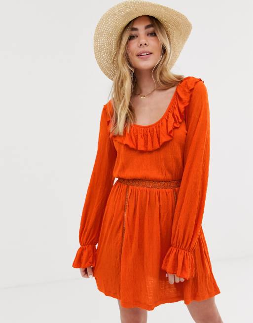 ASOS DESIGN – Extreme – Sukienka letnia z dekoltem w kształcie litery U i z wykończeniem koronkowym