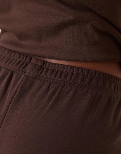 ASOS DESIGN extreme wide leg low rise trackies in dark brown, 4 of 5