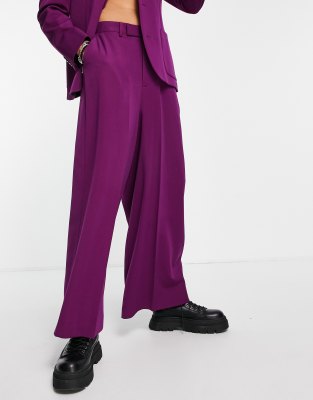 extreme wide leg trousers