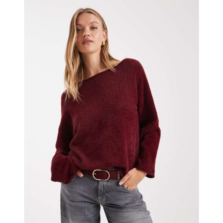 208634571-1-plum?$n_750w$&wid=