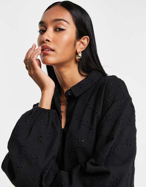 ASOS DESIGN eyelet long sleeve mini shirt dress in black , 3 of 4