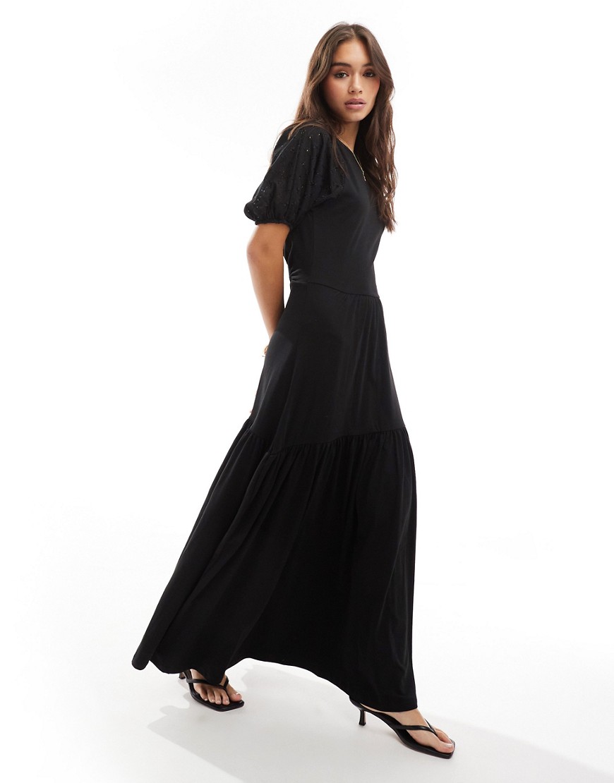 eyelet puff sleeve tiered maxi dress in black
