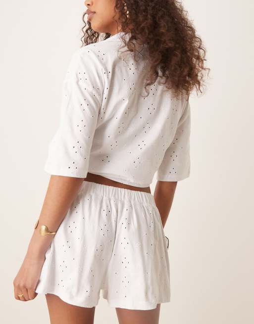 ASOS DESIGN eyelet short in white