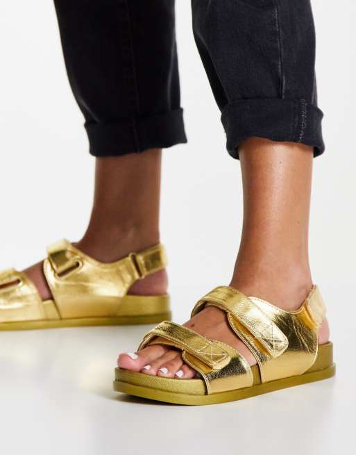 ASOS DESIGN - Factually - Sandali sportivi color oro