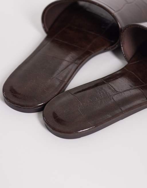 ASOS DESIGN Faith flat sandals in chocolate croc, 4 of 4