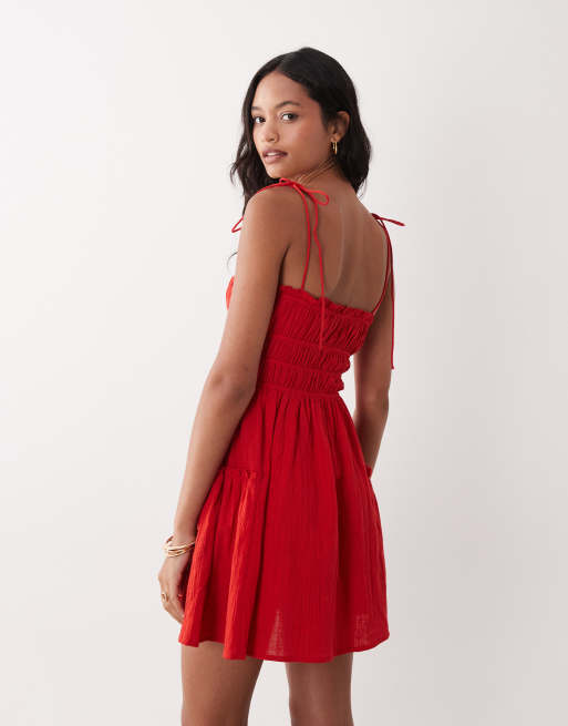 ASOS DESIGN – Faith – Gesmoktes Sommerstrandkleid in Minilänge in Rot, 4 von 4