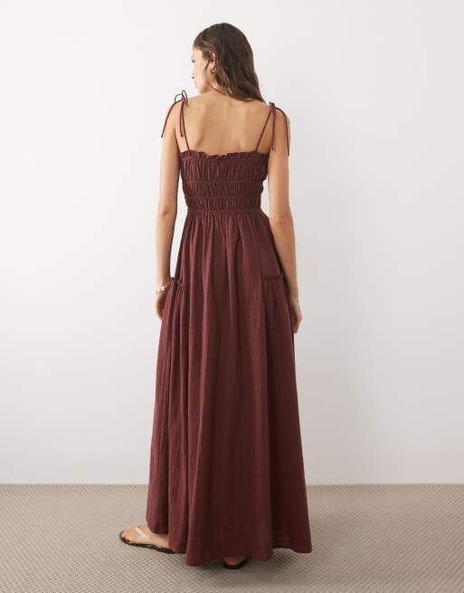 ASOS DESIGN - Faith - Vestido veraniego largo marrón chocolate fruncido, 3 de 4