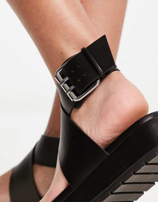 ASOS DESIGN - Falcon - Sandali bassi infra-alluce neri, 3 di 4