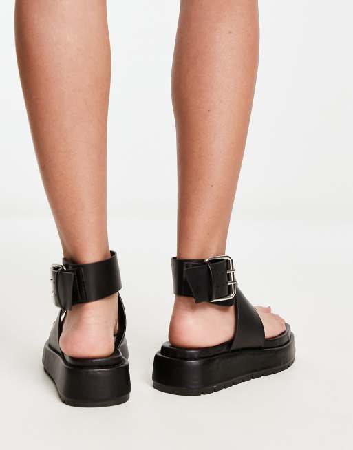 ASOS DESIGN - Falcon - Sandali bassi infra-alluce neri, 4 di 4