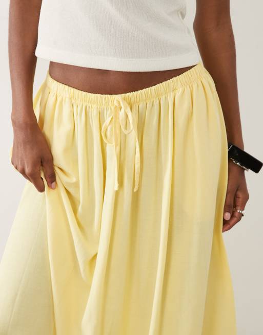 ASOS DESIGN - Falda larga amarillo pastel de corte orbicular de mezcla de lino, 3 de 5
