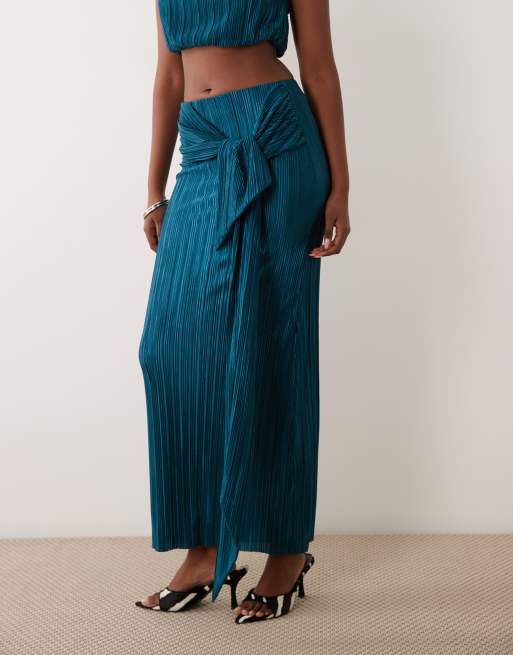 ASOS DESIGN falda maxi plisada de conjunto con detalle de cinturón anudado en verde azulado, 2 de 5