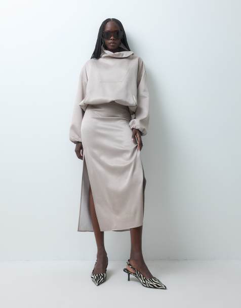 ASOS DESIGN - falda maxi satinada de corte recto con abertura lateral en topo, conjunto - view 1