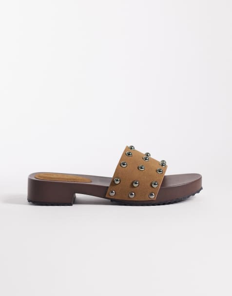 ASOS DESIGN – Fallen – Oliwkowe sandały o kroju chodaków - view 1