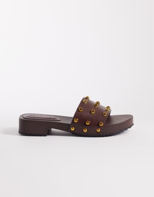  Fallen slider clog sandal in chocolate