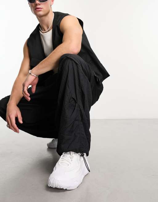 ASOS DESIGN – Fallschirm-Cargohose aus Ripstop in Schwarz