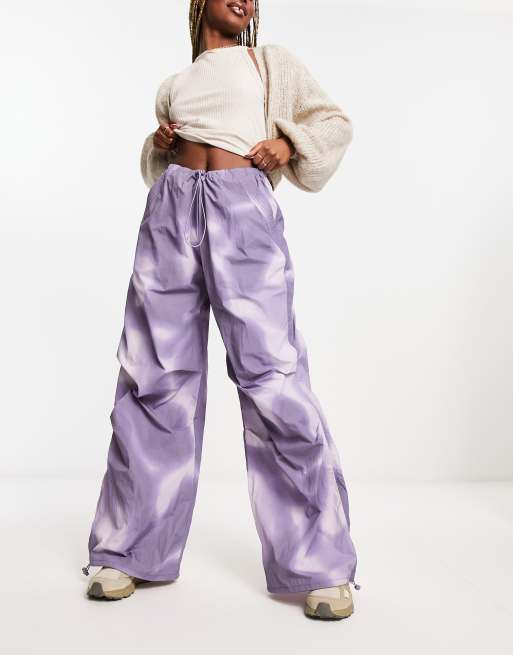 ASOS DESIGN – Fallschirm-Cargohose mit Marmorprint