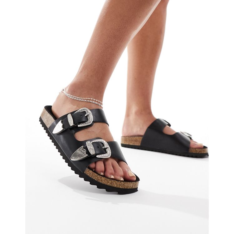 Summer scallop sandals styled 2 ways
