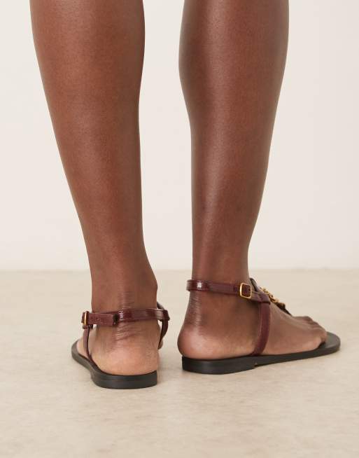ASOS DESIGN Fancy chain flat sandals in burgundy, 4 of 4