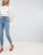 Thumbnail 3 van 4