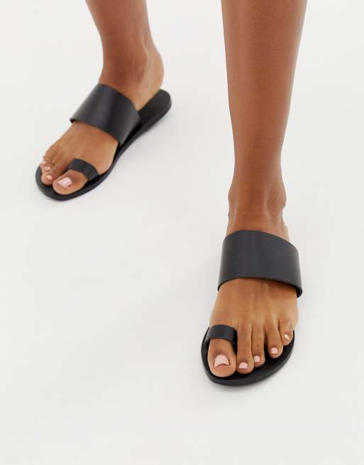 Toe loop hot sale sandals next