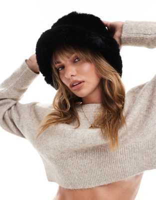 ASOS DESIGN ASOS DESIGN faux fur bucket hat in black