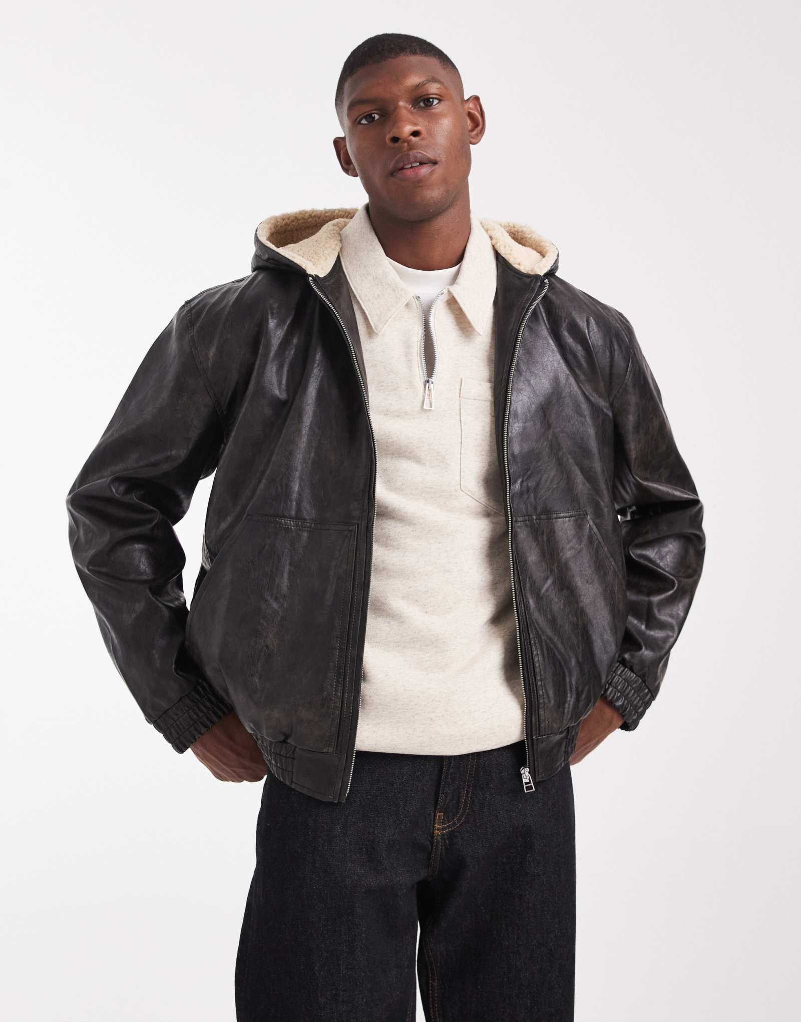 Дизайнерская куртка-бомбер ASOS из искусственной кожи с капюшоном на подкладке из плюшевого мишки черного цвета
