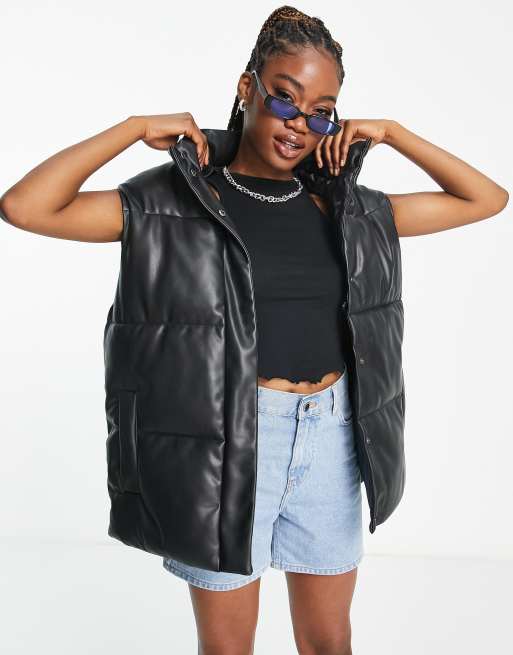 Black Leather-Look Puffer Crop Gilet