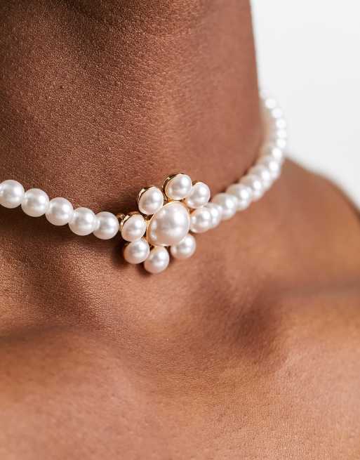 Fake pearl outlet choker necklace