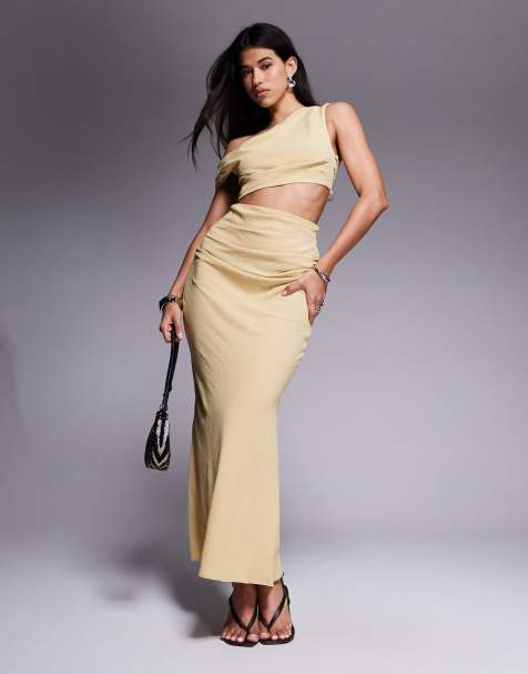 ASOS DESIGN - Fauxord midi jurk met blote schouders in zacht geel - view 1