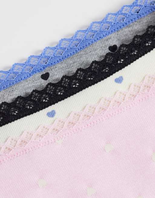 ASOS DESIGN - Faye - Lot de 3 strings à imprimé cœurs avec bordure en dentelle - Gris, bleu et rose, 2 de 3