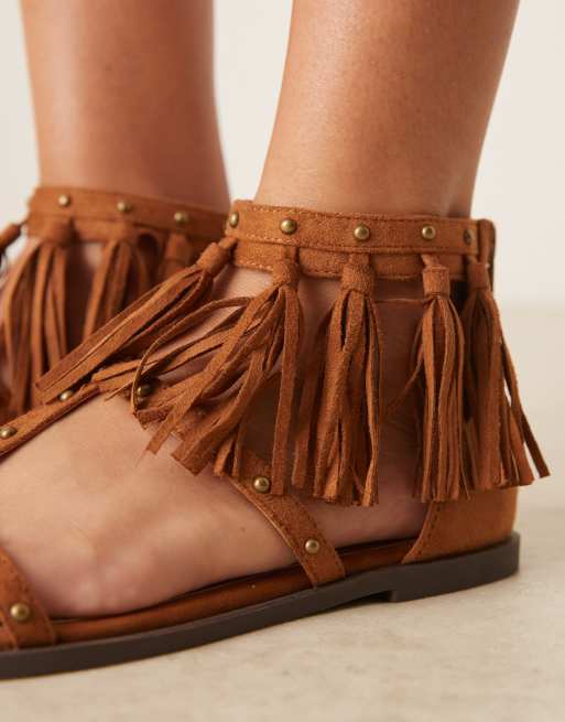 ASOS DESIGN - Feather - Gyldenbrune flade sandaler med frynser og nitter, 4 af 4