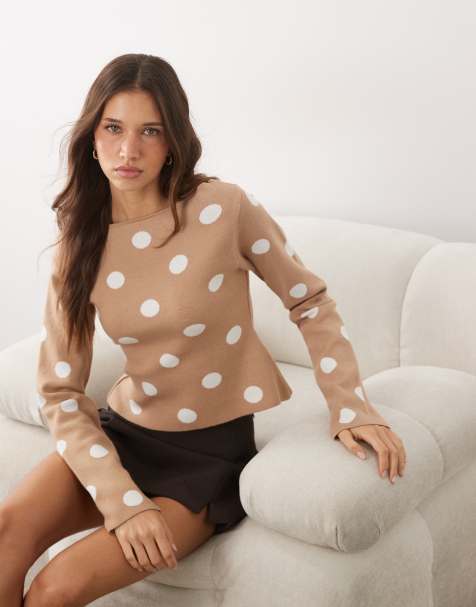 ASOS DESIGN – Feinstrick-Pullover in Ecru mit Polka Dots und U-Boot-Ausschnitt - view 1