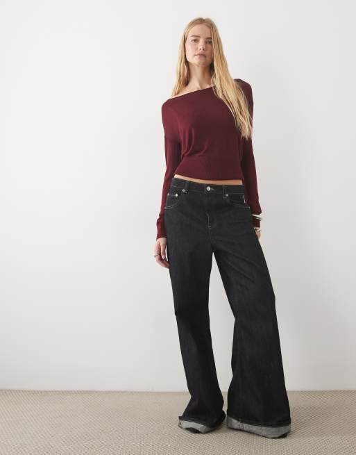 ASOS DESIGN Feinstrick-Pullover mit Carmen-Ausschnitt und Taillierung in Pflaume, 2 von 4