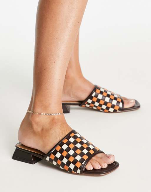 ASOS DESIGN Feliz Mules plates damier Marron m lang ASOS