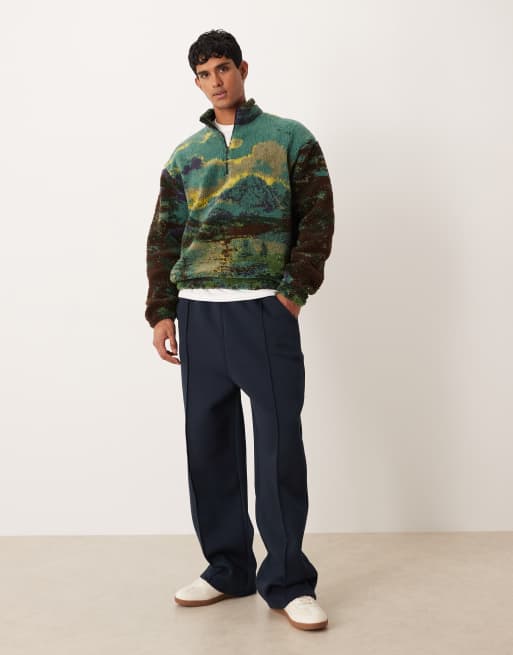 ASOS DESIGN - Felpa comoda verde in pile borg con zip corta e motivo di paesaggio, 2 di 5